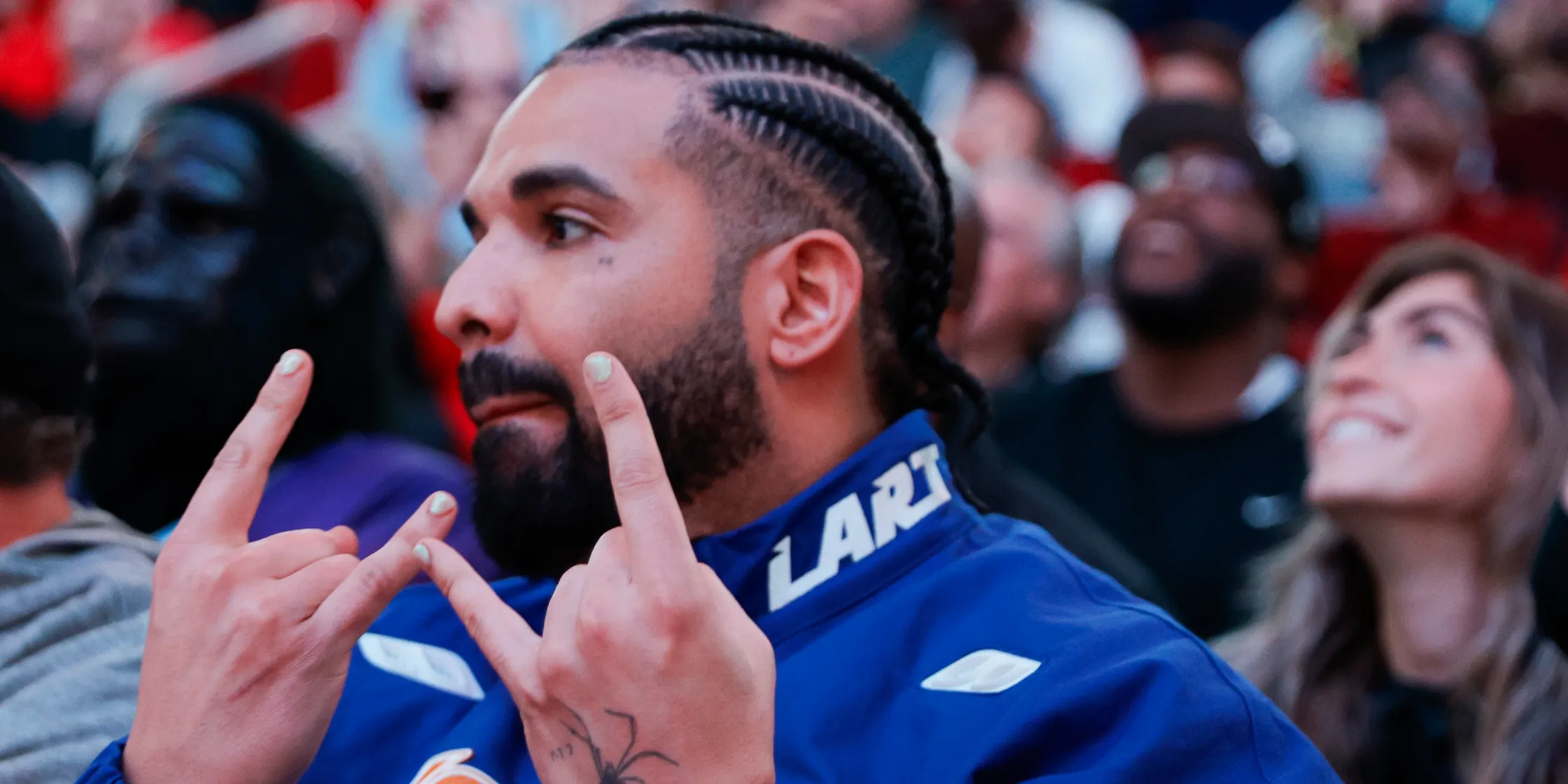 Drake Responds To Kendrick Lamar With New Song ‘FAMILY MATTERS’ miixtapechiick