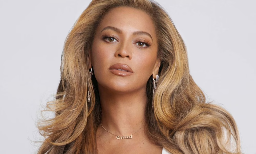 Beyoncé Officially Becomes a Billionaire miixtapechiick
